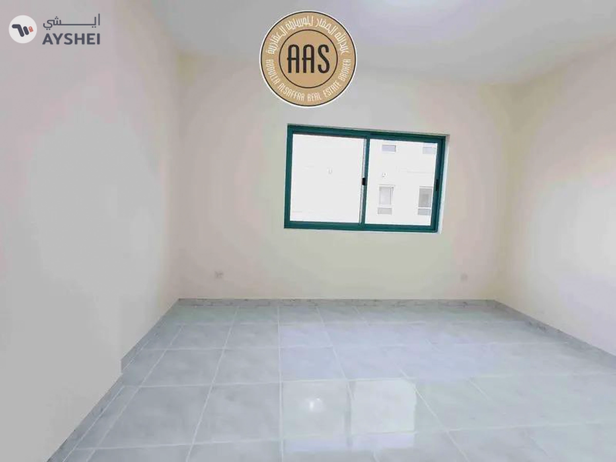 No Commission !! 1BHK apartment !! Luxurious and spacious !! Near to metro station-3-3