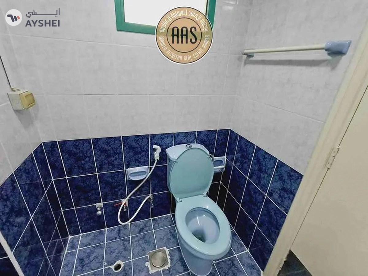 No Commission !! 1BHK apartment !! Luxurious and spacious !! Near to metro station-5-5