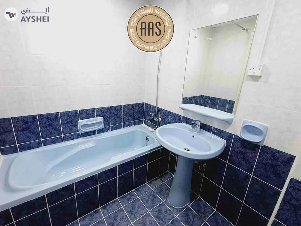 No Commission !! 1BHK apartment !! Luxurious and spacious !! Near to metro station-6-6