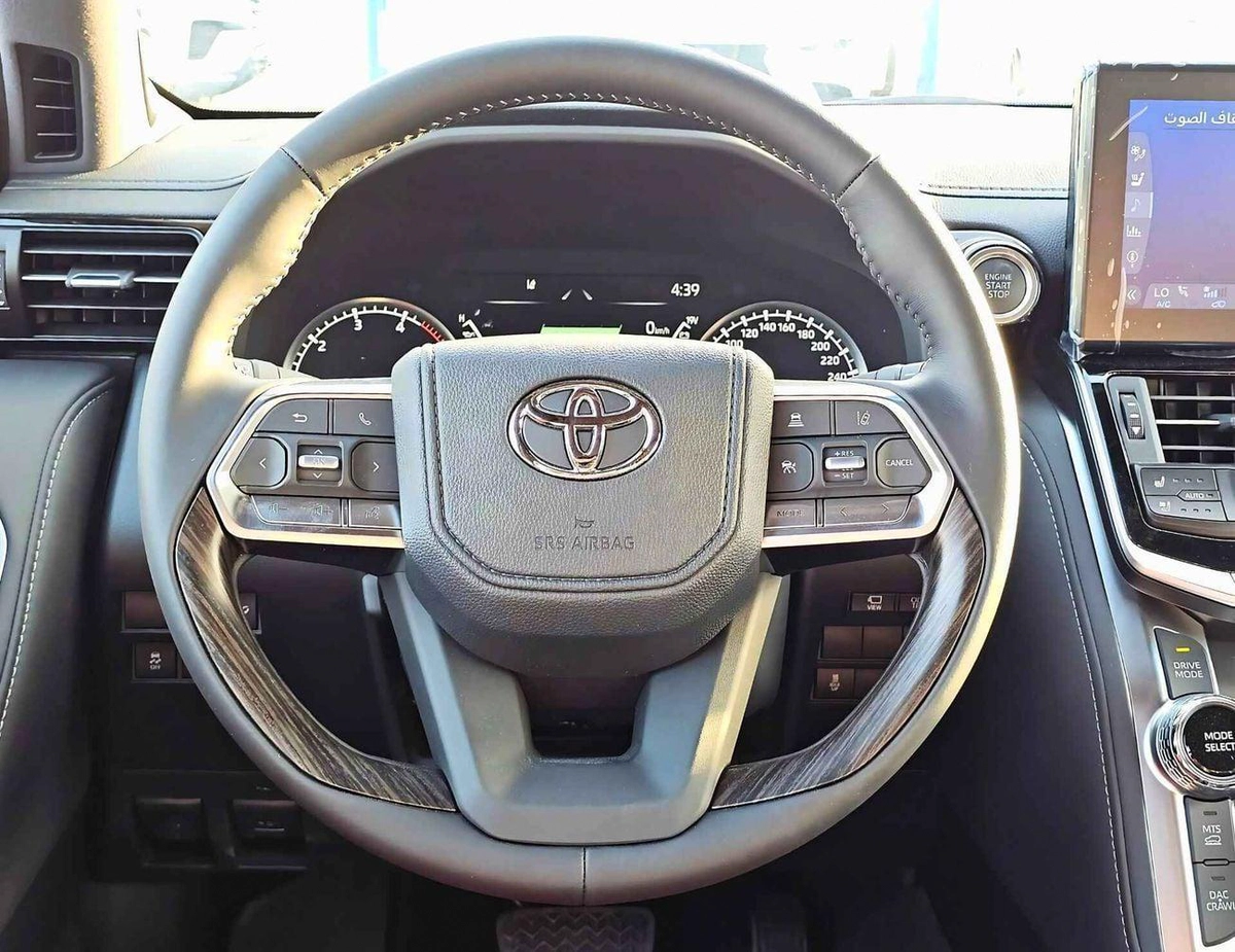 Toyota Land Cruiser VXR 3.3L Diesel Top Variant With RADAR | HUD | BIG DVD | JBL | GCC Specs (CODE # VXR-Z)-7-0