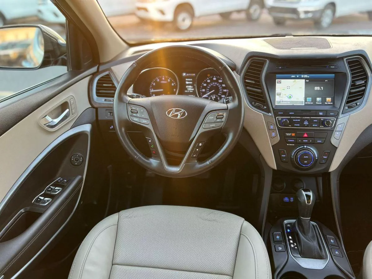 Hyundai Santa Fe SPORT 2018 Hyundai Santafe Fe Full Options 2.0T V4 AWD 4x4 - Panoramic View - 360* 5 CAM --12-0