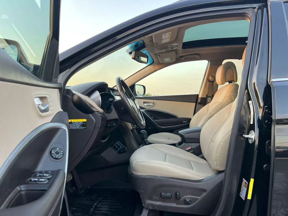 Hyundai Santa Fe SPORT 2018 Hyundai Santafe Fe Full Options 2.0T V4 AWD 4x4 - Panoramic View - 360* 5 CAM --15-0