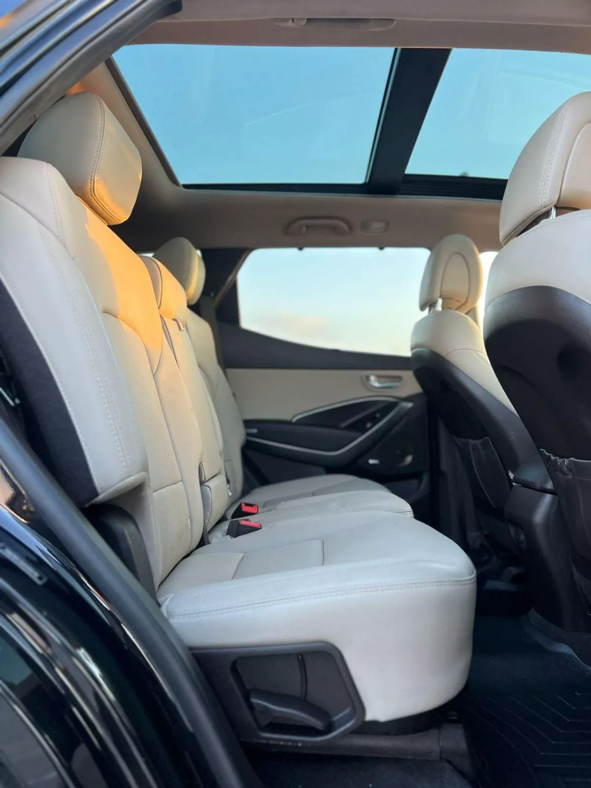 Hyundai Santa Fe SPORT 2018 Hyundai Santafe Fe Full Options 2.0T V4 AWD 4x4 - Panoramic View - 360* 5 CAM --17-0