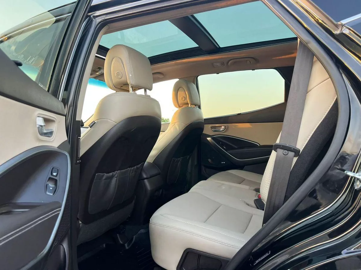 Hyundai Santa Fe SPORT 2018 Hyundai Santafe Fe Full Options 2.0T V4 AWD 4x4 - Panoramic View - 360* 5 CAM --19-0