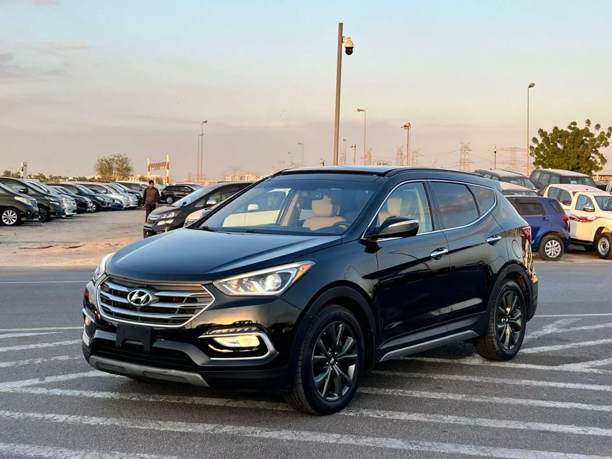 Hyundai Santa Fe SPORT 2018 Hyundai Santafe Fe Full Options 2.0T V4 AWD 4x4 - Panoramic View - 360* 5 CAM --1-0