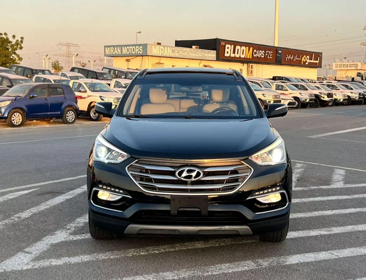 Hyundai Santa Fe SPORT 2018 Hyundai Santafe Fe Full Options 2.0T V4 AWD 4x4 - Panoramic View - 360* 5 CAM --2-0