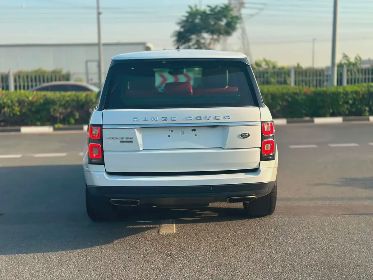 Land Rover Range Rover Vogue SE Supercharged 2018 | GCC Specs-11-11