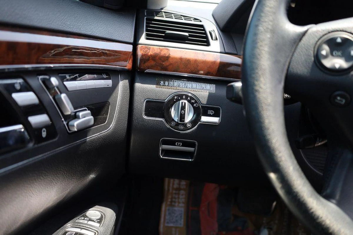 Used Mercedes-Benz S-Class S 350 2006-2-2