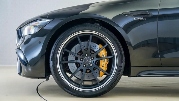 Mercedes-Benz AMG GT 53