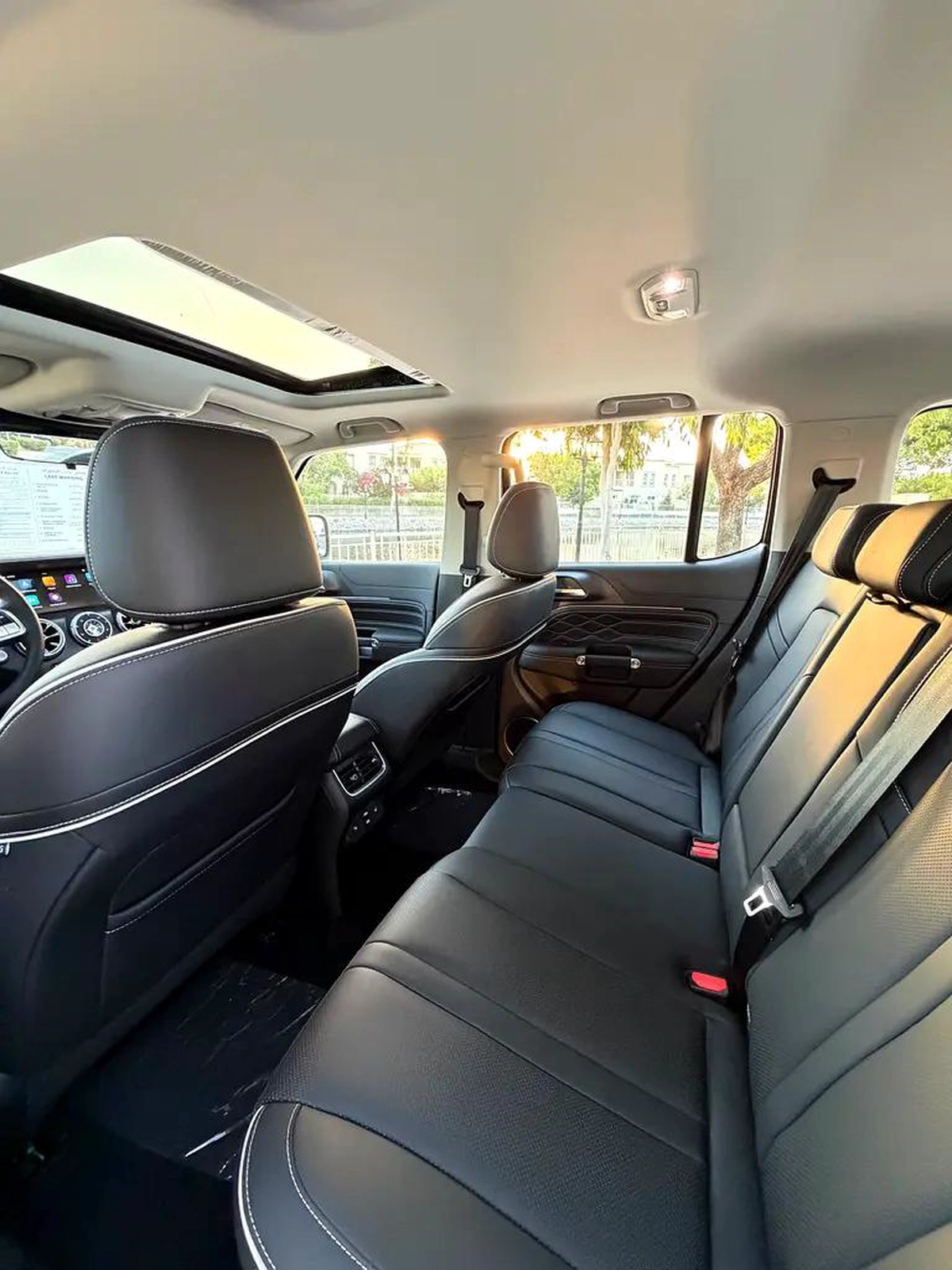 GWM TANK 300 2026 Brand New - Rugged 4x4 Luxury SUV-4-4