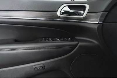 AED 1,880 / 60 months | 0% DP | 2020 JEEP GRAND CHEROKEE LIMITED / Full Service History-9
