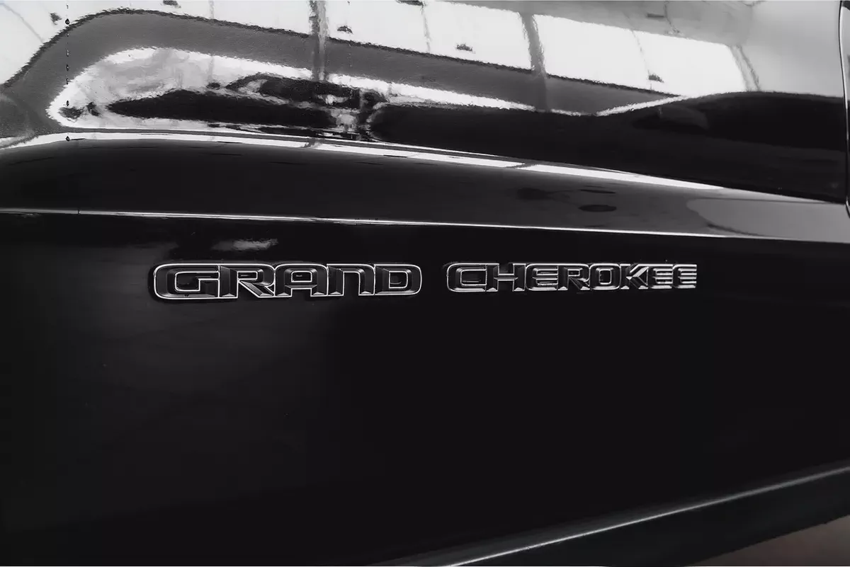 AED 1,880 / 60 months | 0% DP | 2020 JEEP GRAND CHEROKEE LIMITED / Full Service History-13-13