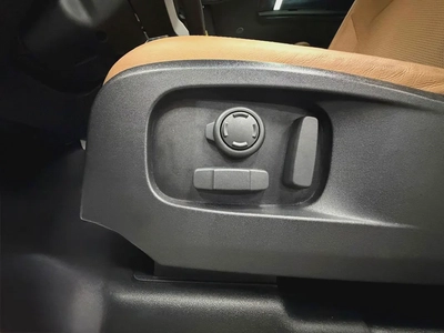 Black Edition HSE | Land Rover Warranty 2028 | P400 110 | GCC-9