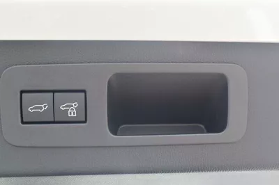 Lexus LX700h SIGNATURE LX700 hybrid Signature 2025 available all colour-7