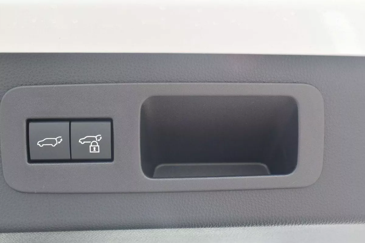 Lexus LX700h SIGNATURE LX700 hybrid Signature 2025 available all colour-7-0