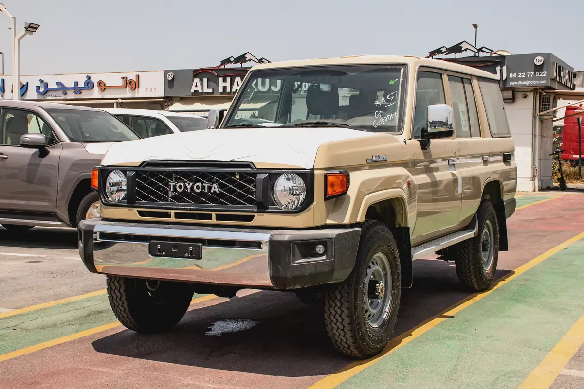 Toyota Land Cruiser 70 Series LC 76 Base 2026 GCC Specs-1-1