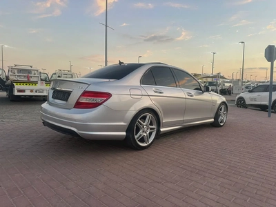 Mercedes-Benz C-Class C200 2010 | GCC Specs | Well Maintained-4