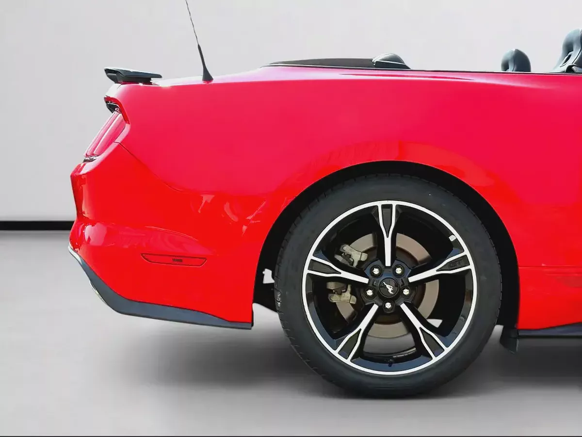 AED 2,700 P.M | 0% DOWN PAYMENT | FORD MUSTANG GT CALIFORNIA SPECIAL CABRIOLET | 5.0L V8 | 2017 | GC-9-9