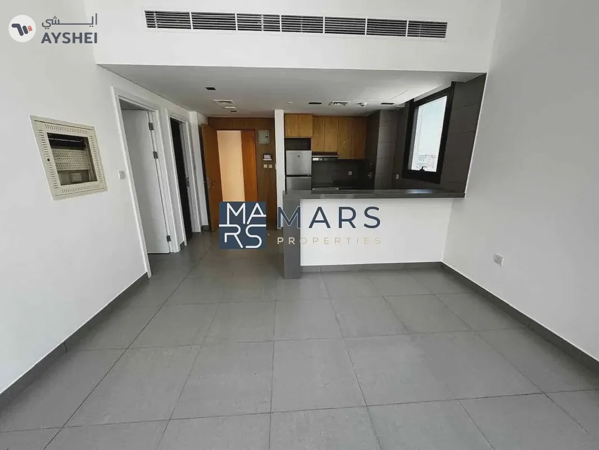 Ready to move | one bedroom | pool view | in Al Mamsha Al souq 650,000 AED