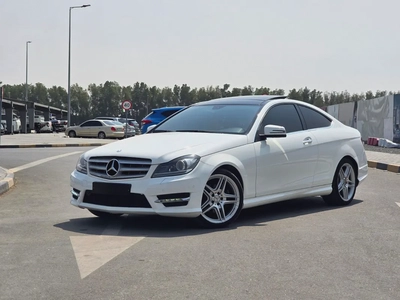 Mercedes-Benz C-Class C280 2016 | GCC Specs | Low Mileage | Pristine Condition-0