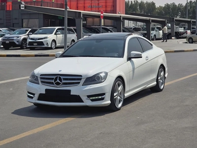 Mercedes-Benz C-Class C280 2016 | GCC Specs | Low Mileage | Pristine Condition-2