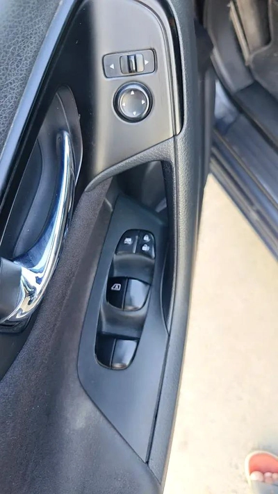Nissan Altima SV 2013 - GCC Specs - Well Maintained-3