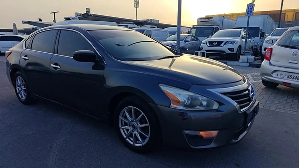 Nissan Altima SV 2013 - GCC Specs - Well Maintained