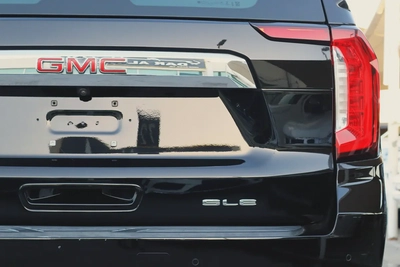 2023 GMC Yukon SLE | GCC Specs | SLE-7