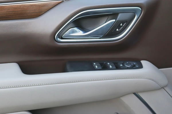 2023 GMC Yukon SLE | GCC Specs | SLE