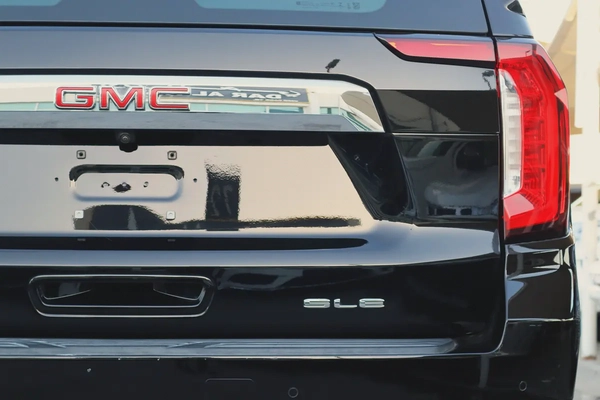 2023 GMC Yukon SLE | GCC Specs | SLE