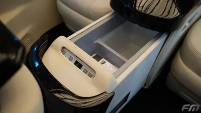 Mercedes Benz V300 VIP BUSINESS VAN –  FULL LUXURY OPTION | BRAND NEW | GCC | 2025-11