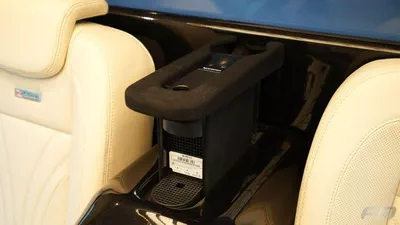 Mercedes Benz V300 VIP BUSINESS VAN –  FULL LUXURY OPTION | BRAND NEW | GCC | 2025-14