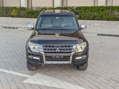 MITSUBISHI PAJERO 2016 GLS TOP FULL OPTION GCC V6 3.5L IN EXCELLENT CONDITION-18
