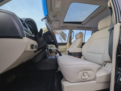 MITSUBISHI PAJERO 2016 GLS TOP FULL OPTION GCC V6 3.5L IN EXCELLENT CONDITION-5