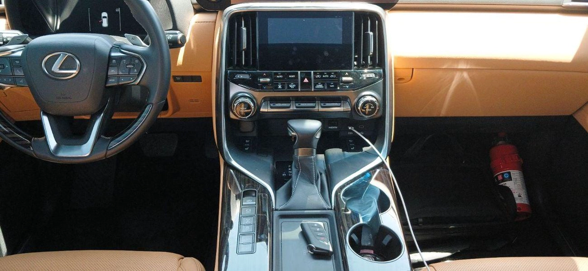 Lexus LX600 Signature 3.5L Petrol 2025YM-10-0