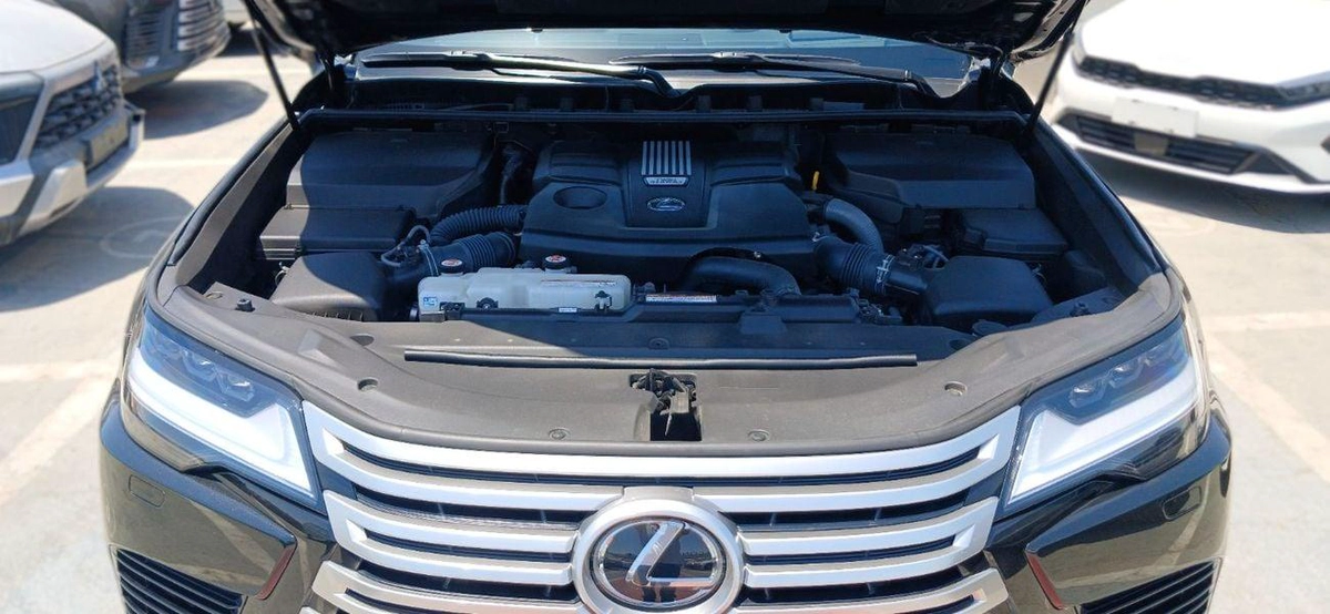Lexus LX600 Signature 3.5L Petrol 2025YM-23-0