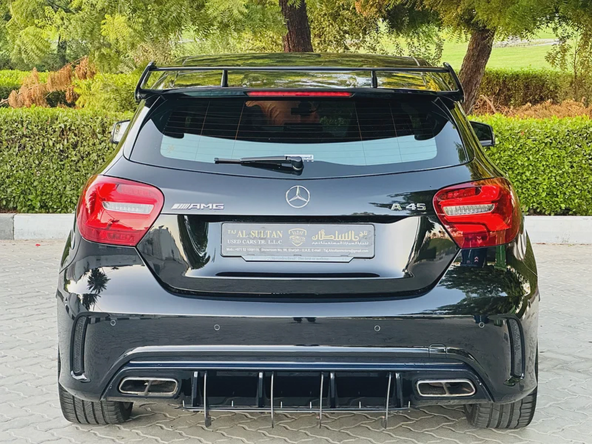 Mercedes Benz A45 AMG FULL OPTIONS FREE ACCIDENT-2-2