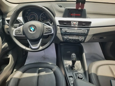 Bmw x1 d 2018 full option  original paint-7