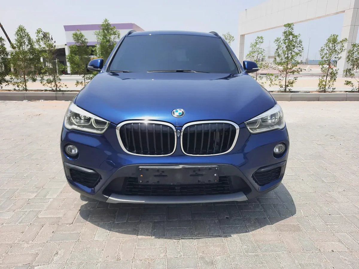 Bmw x1 d 2018 full option  original paint-1-1