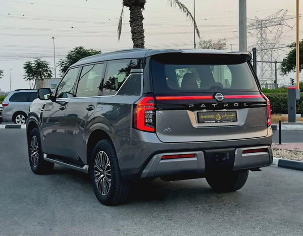 2025 Nissan Patrol SE 3.8l Platinum, Dealer Warranty, GCC Specifications