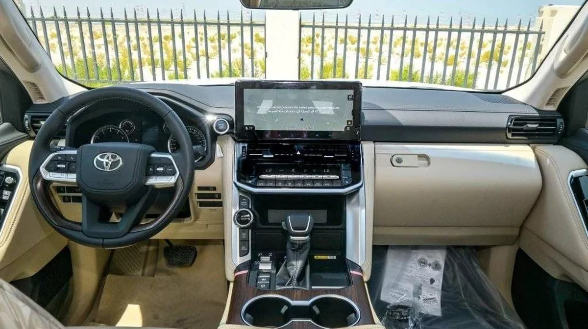 Toyota Land Cruiser GXR2 3.5L TOYOTA LAND CRUISER GXR 3.5L PETROL TWIN TURBO 2025-12-0