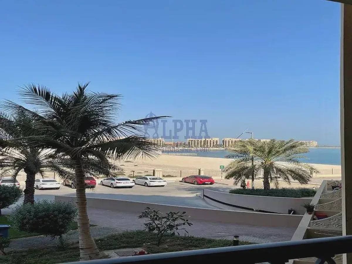 Large Furnished-Studio Partial Sea View-1-1