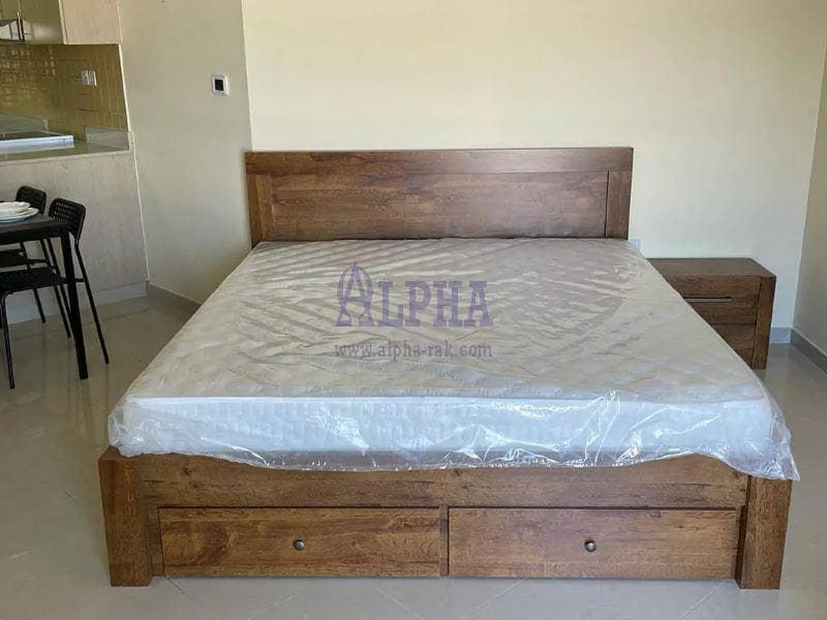 Large Furnished-Studio Partial Sea View-4-4