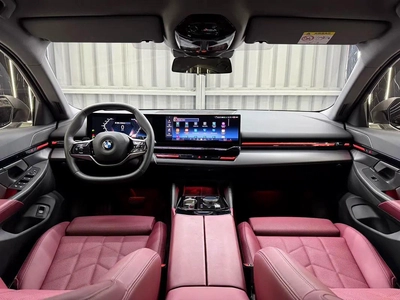 BMW 5 Series 520 2025 | Full PPF | GCC | Low Mileage | AGMC Warranty 2030 | AGMC Service 2030-17