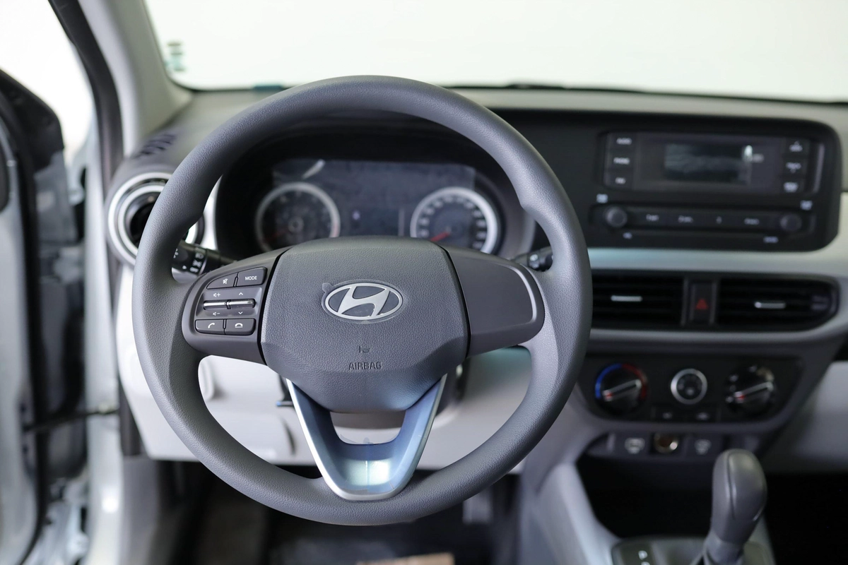 HYUNDAI GRAND i10 MODEL 2026 GCC SPECS-1-1