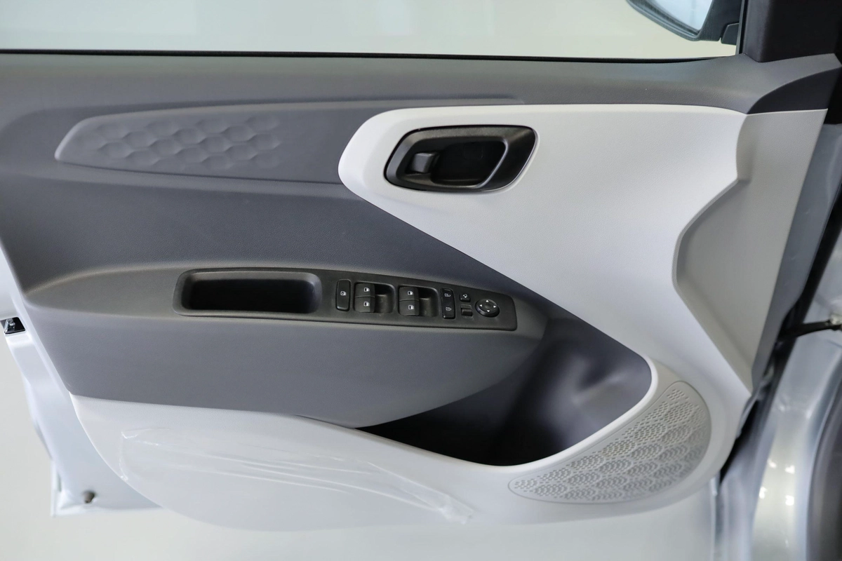HYUNDAI GRAND i10 MODEL 2026 GCC SPECS-13-13