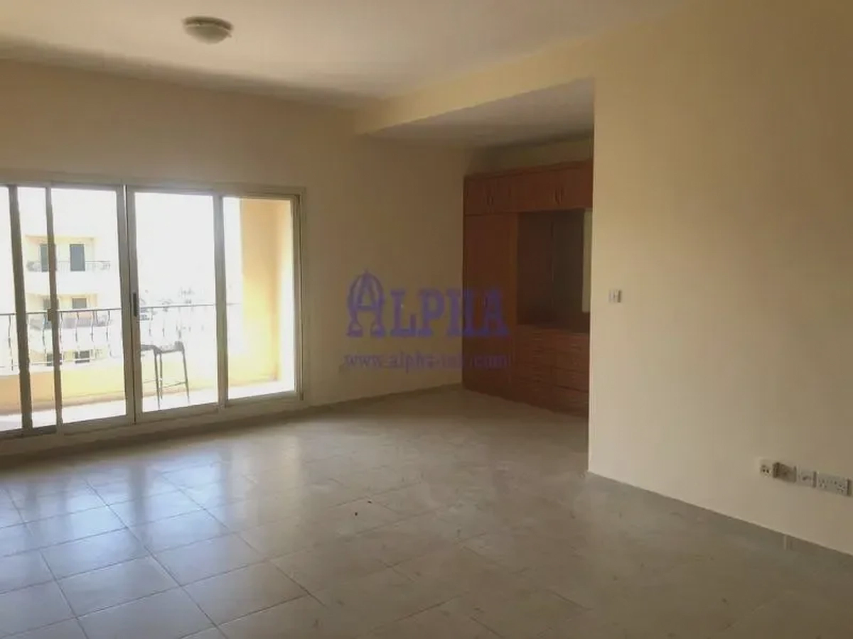 For Sale Unfurnished Studio in Golf| Amazing View-2-2