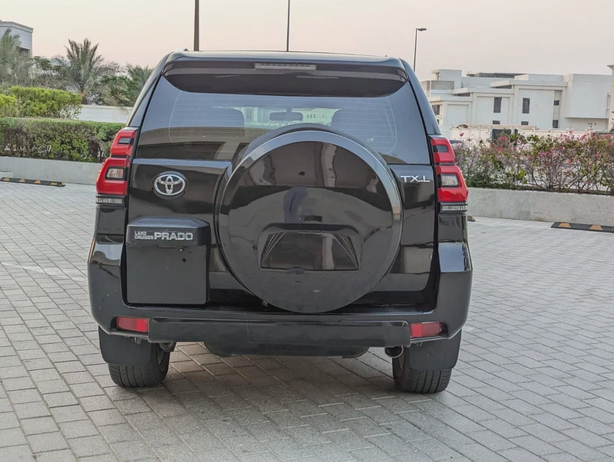 TOYOTA PRADO 2012 FACELIFTED 2023 GCC V6 IN EXCELLENT CONDITION