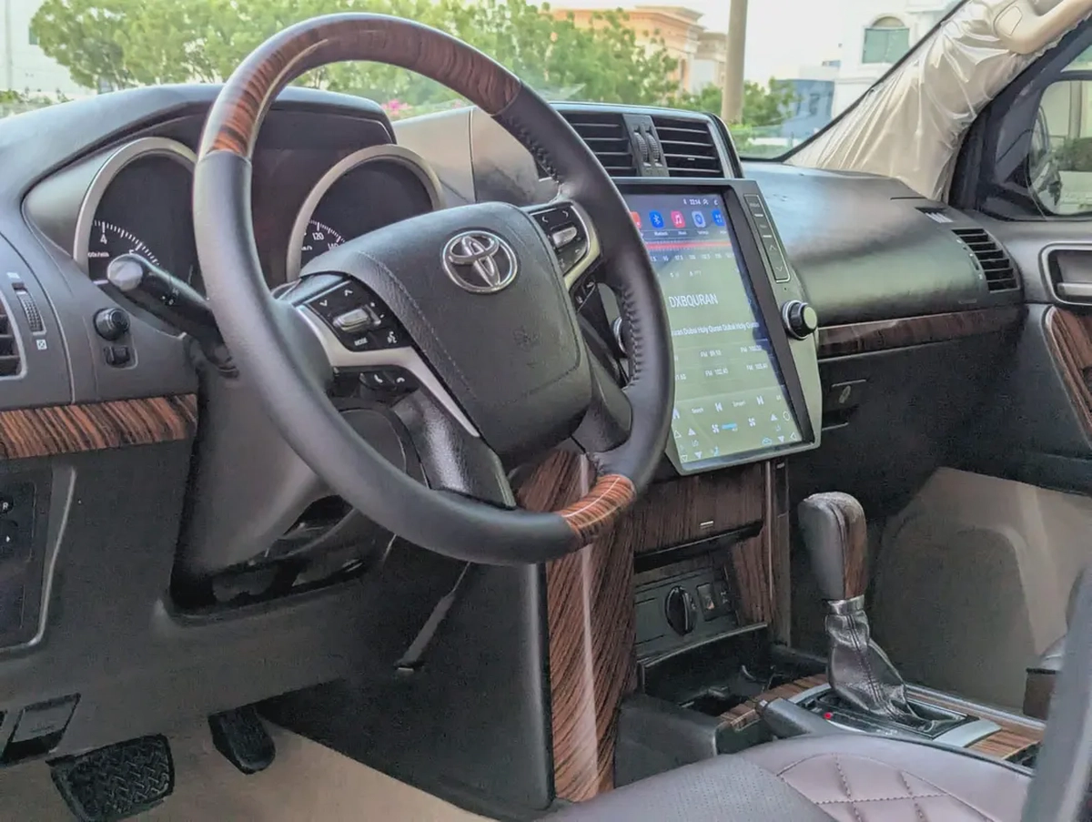 TOYOTA PRADO 2012 FACELIFTED 2023 GCC V6 IN EXCELLENT CONDITION
