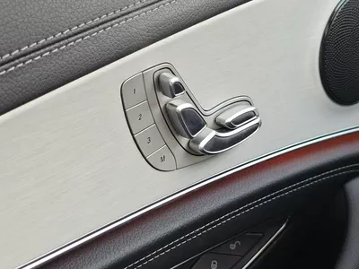 Mercedes Benz E200 PREMIUM Mercedes E200 Black 2.0L Turbo 2023 Model GCC-9